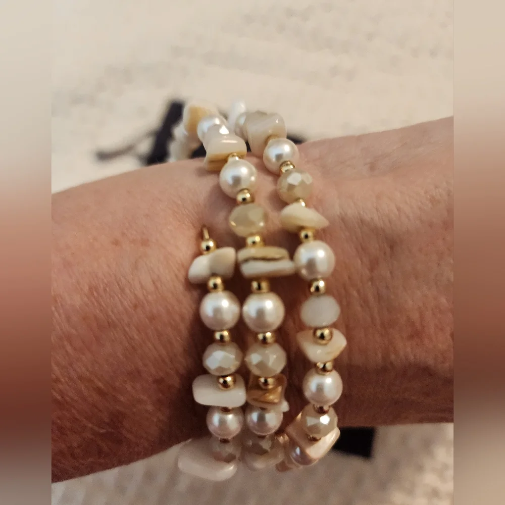 Vintage Liz Claiborne 1975 Goldtone and Pearl Spiral Bracelet Fits Large Wrist